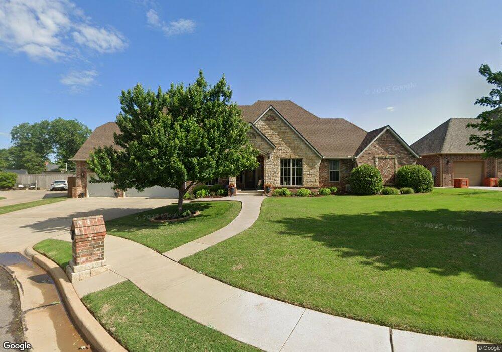 1509 Briar Meade Cir, Edmond, OK 73025 - photo 1