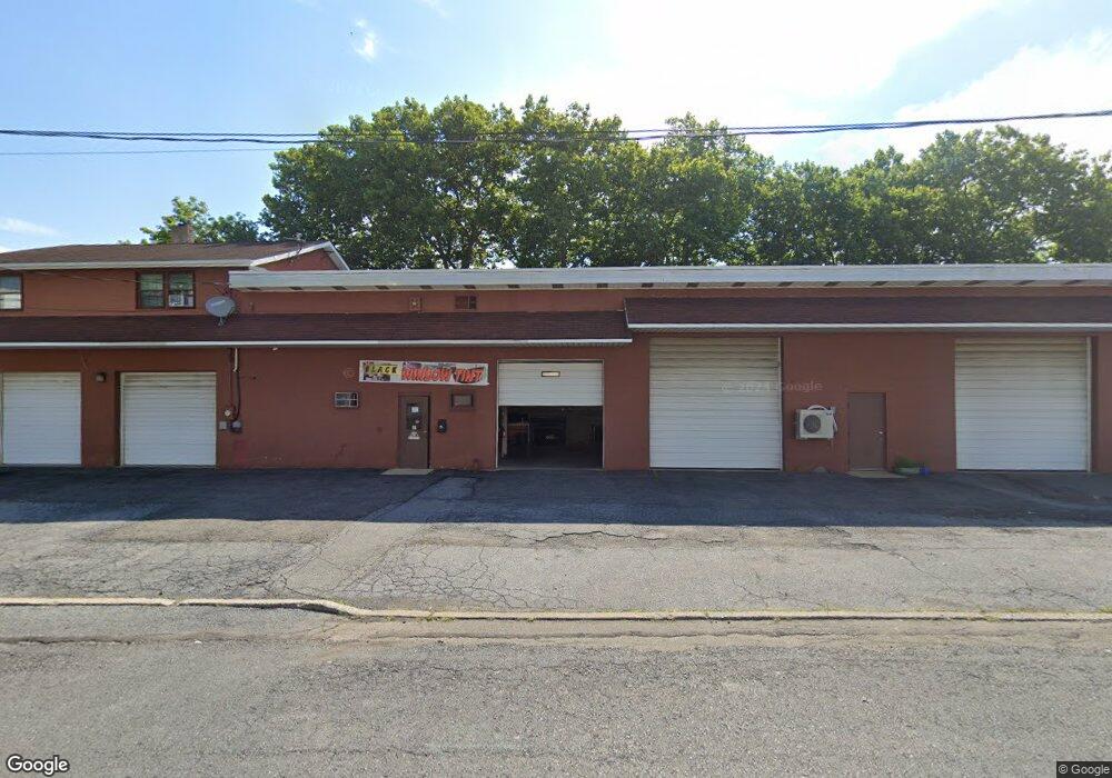 1137 N Godfrey St unit 4, Allentown, PA 18109 - photo 1