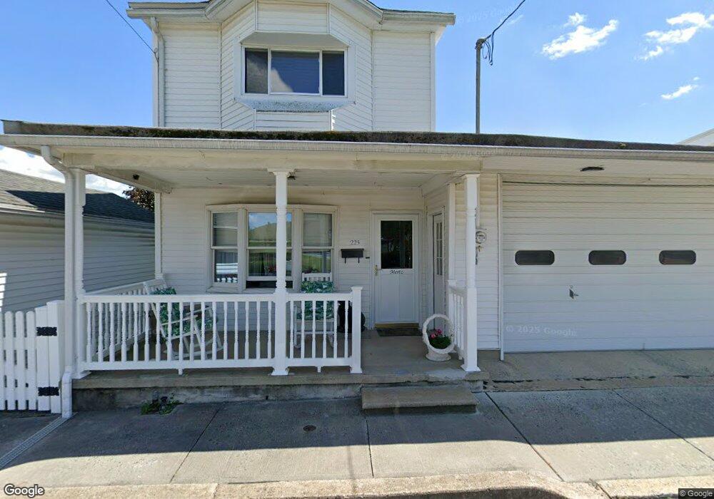 225 van Gelder St, Tamaqua, PA 18252 - photo 1