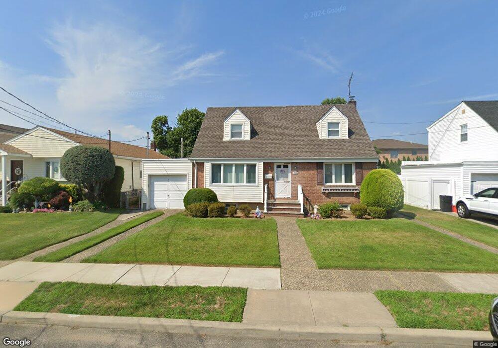 970 Third Ave, Franklin Square, NY 11010 - photo 1