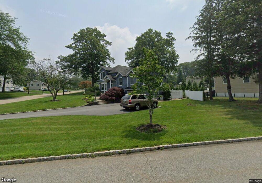 28 Apple Tree Ln, Morris Plains, NJ 07950 - photo 1