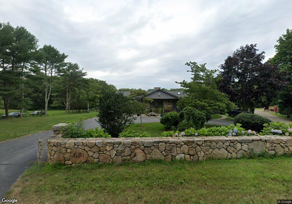 651 Russells Mills Rd, South Dartmouth, MA 02748 - photo 1