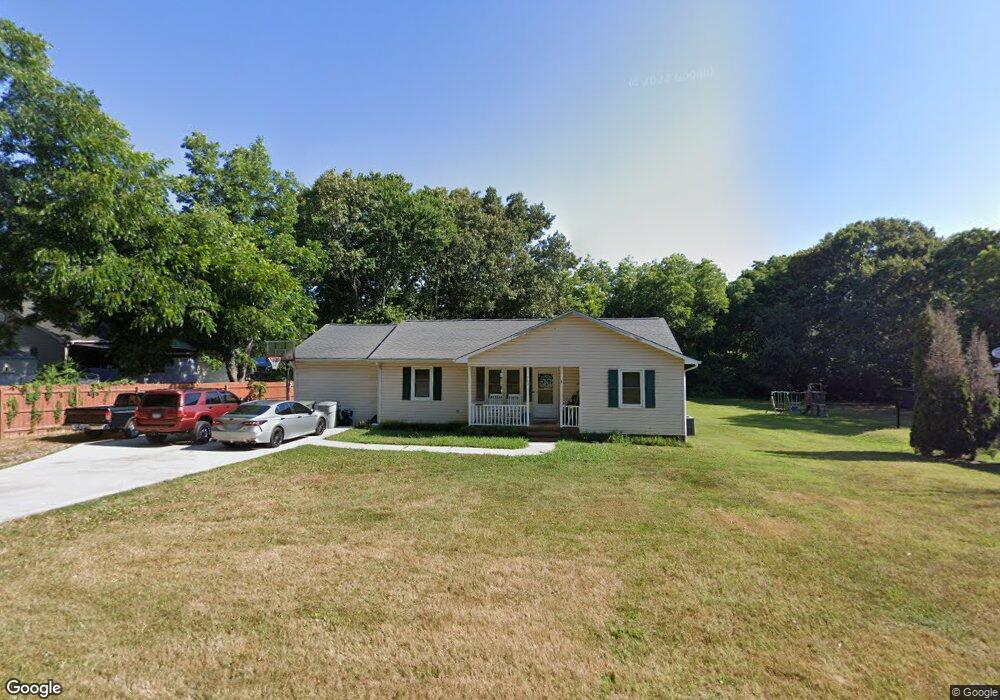 305 E Bailey St, Asheboro, NC 27203 - photo 1