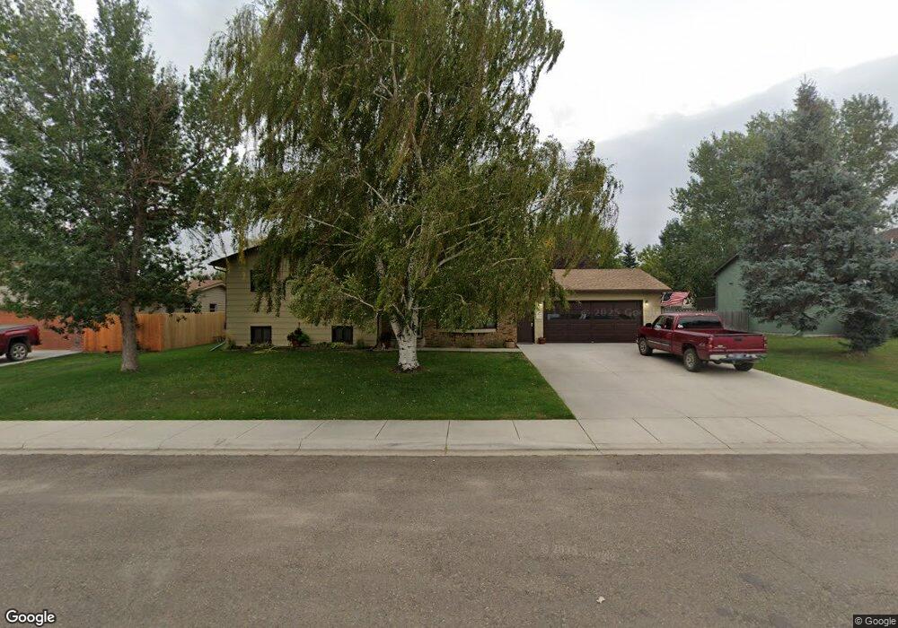 1302 11th St, Havre, MT 59501 - photo 1