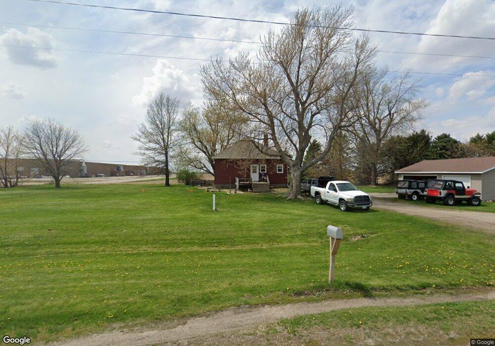 3539 E 28th St N, Newton, IA 50208 - photo 1