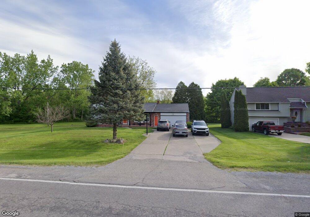 6218 River Rd, Flushing, MI 48433 - photo 1