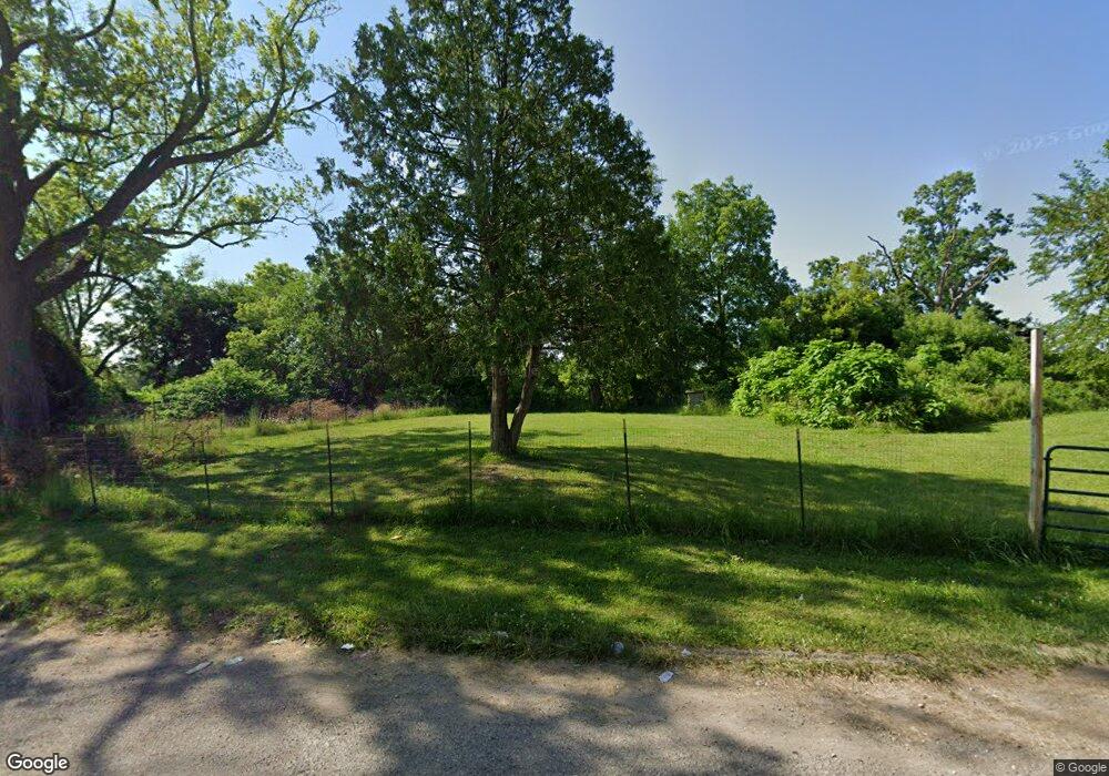 1061 W Cass Ave, Flint, MI 48505 - photo 1