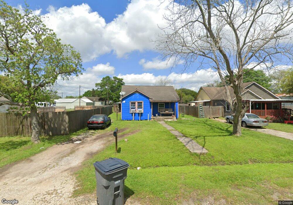 2809 3rd St, Bay City, TX 77414 - photo 1