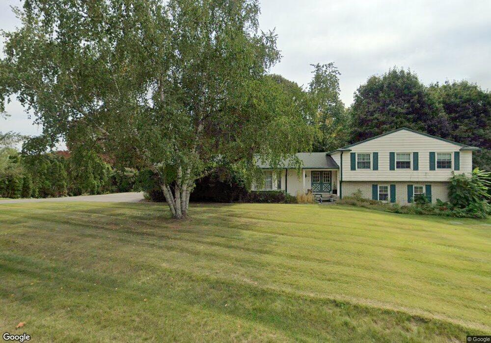 4455 Pine Tree Trail, Bloomfield Hills, MI 48302 - photo 1