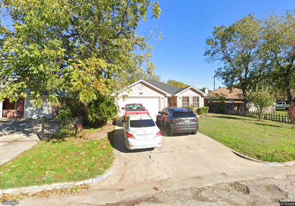 506 Chickapoo Trace, Grand Prairie, TX 75051 - photo 1