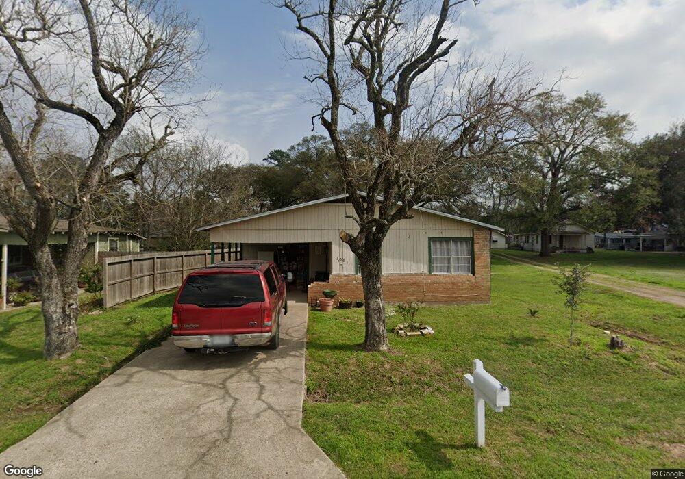501 Roxanne St, Tomball, TX 77375 - photo 1