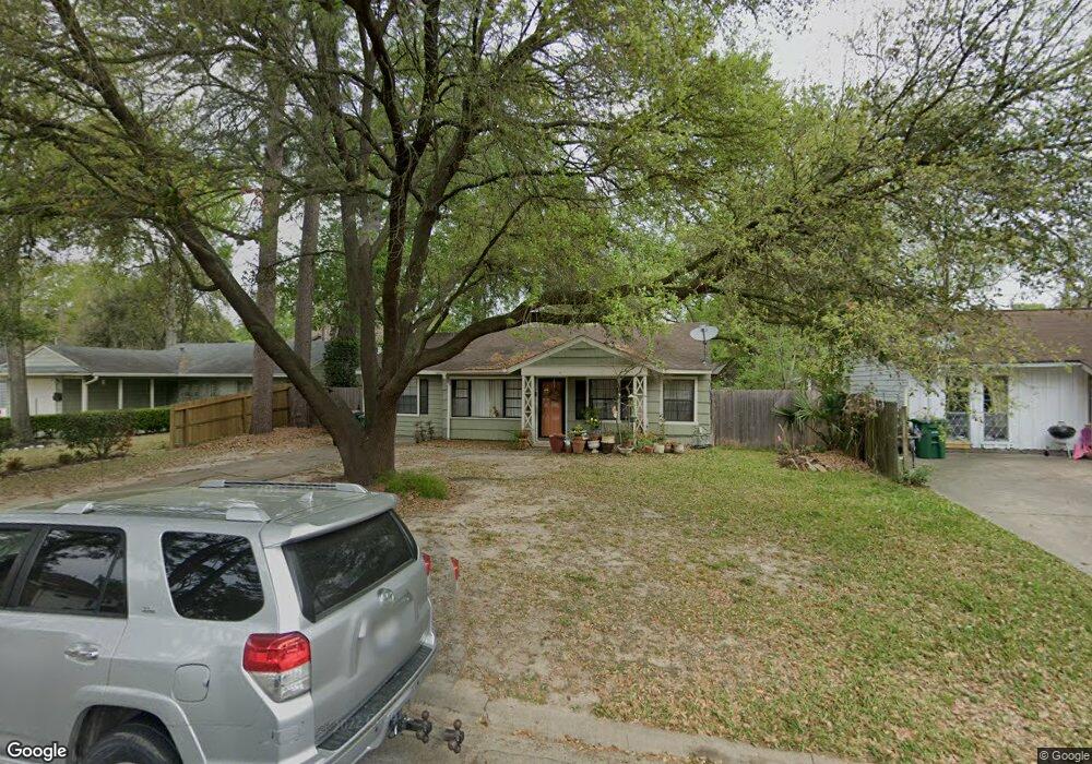 1818 Ebony Ln, Houston, TX 77018 - photo 1
