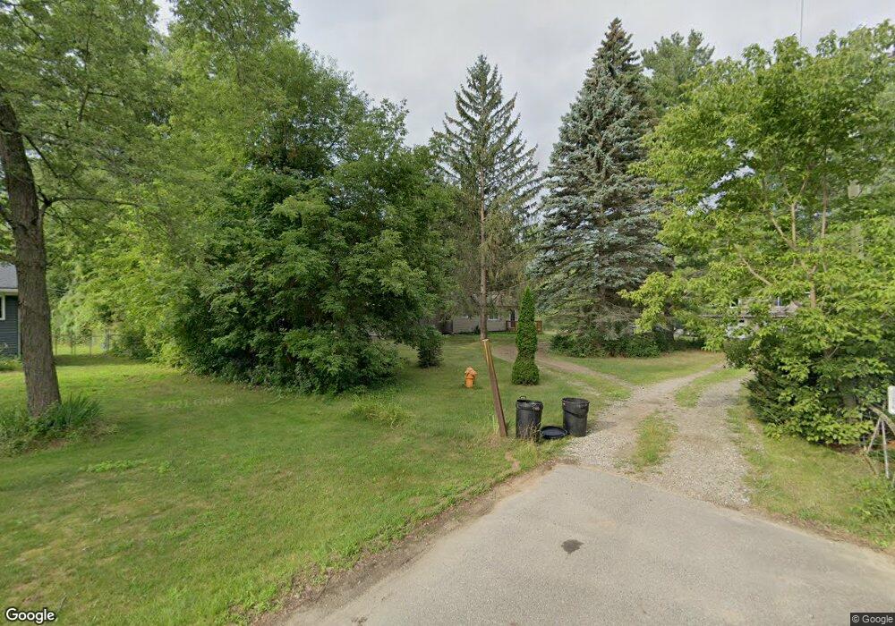 7201 Wedworth St, Waterford, MI 48327 - photo 1