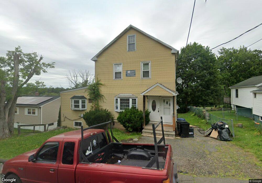 15 Robart St unit 2, West Haven, CT 06516 - photo 1