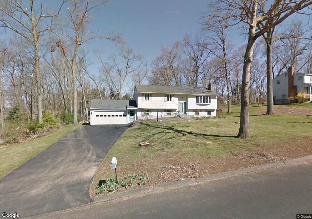 77 Seneca Dr, Vernon Rockville, CT 06066 - photo 1