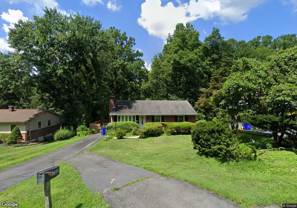 6702 Allview Dr, Columbia, MD 21046 - photo 1