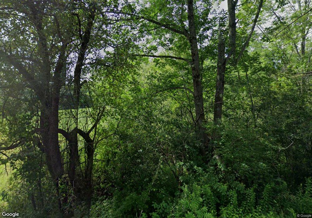 720 Patch Rd, Putney, VT 05346 - photo 1