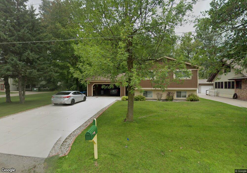 1412 46th Ave, Menominee, MI 49858 - photo 1