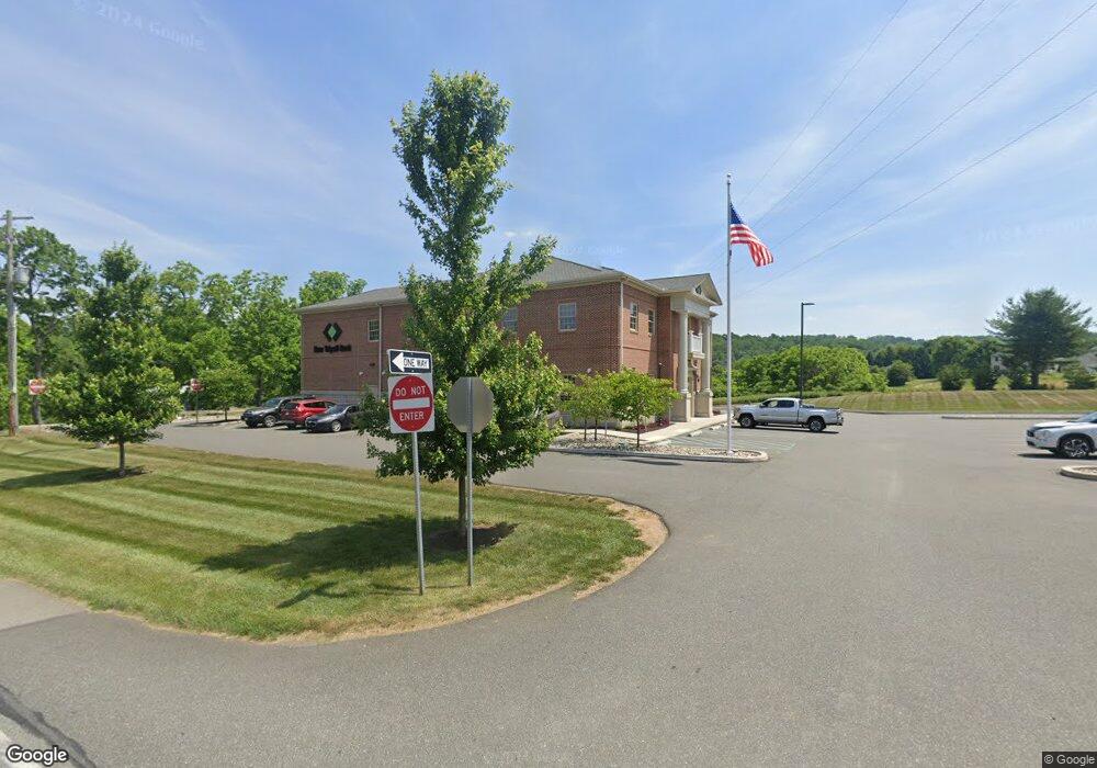 4864 Buckeye Rd, Emmaus, PA 18049 - photo 1