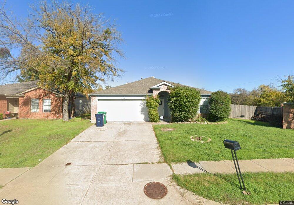 900 Beechwood Dr, Denton, TX 76210 - photo 1