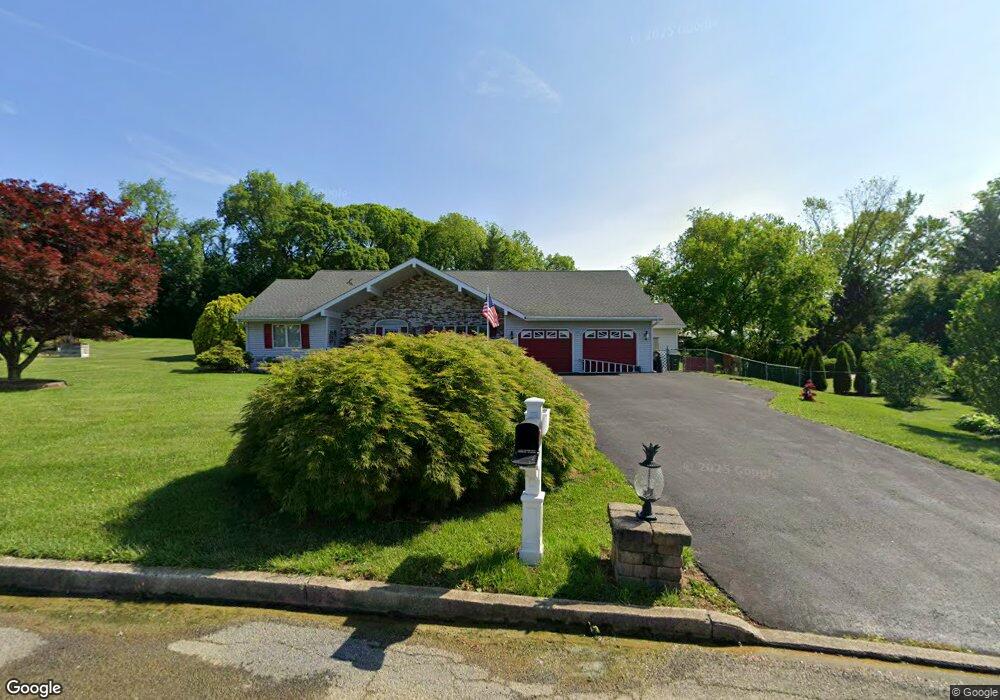 4727 Trojan St, Orefield, PA 18069 - photo 1