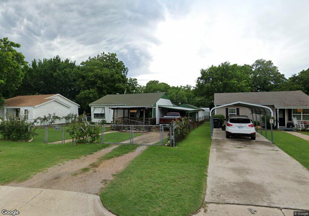 703 K St NW, Ardmore, OK 73401 - photo 1