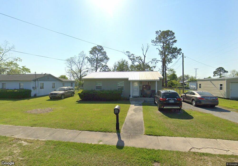 1303 Coffee Ave S, Douglas, GA 31533 - photo 1