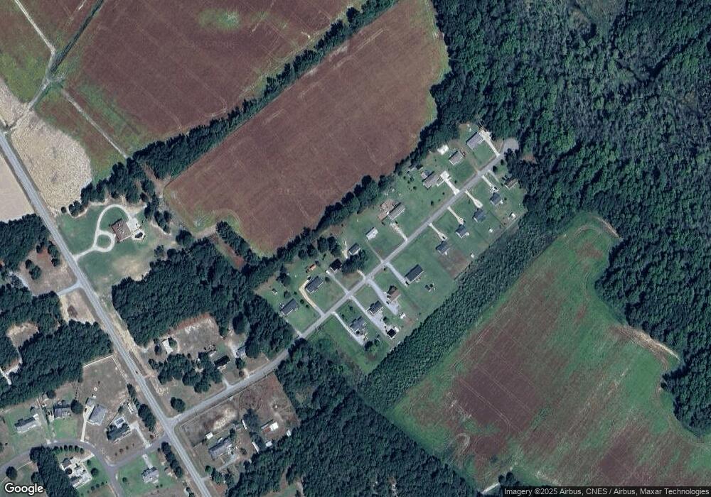 225 Bent Tree Ln, Dunn, NC 28334 - photo 1