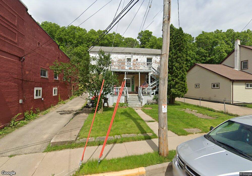 118 N Main St, Potosi, WI 53820 - photo 1