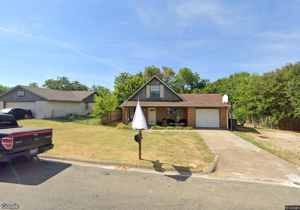 1308 La Salle Dr, Sherman, TX 75090 - photo 1