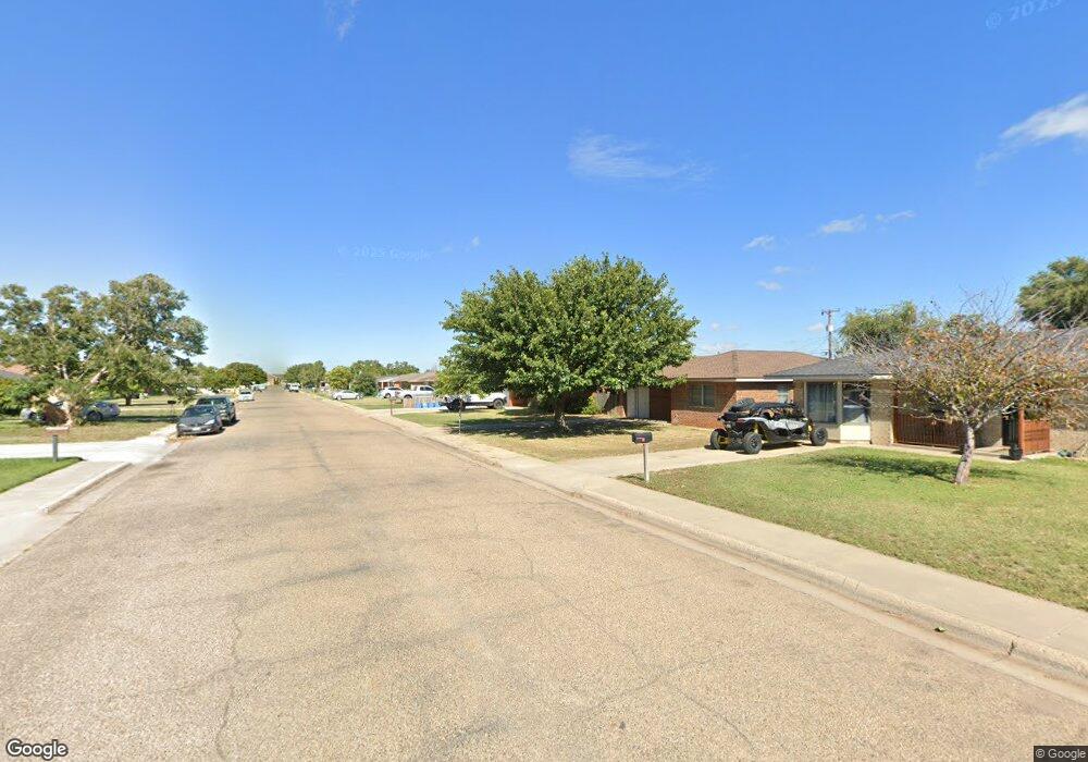 506 Pine Ave, Dumas, TX 79029 - photo 1