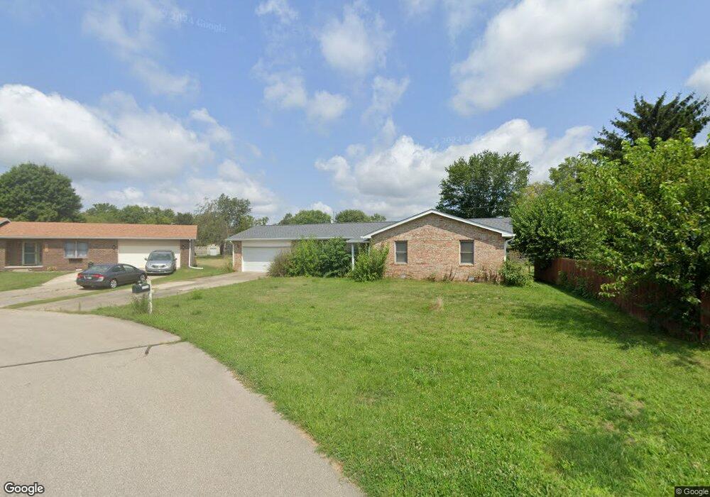 2764 Kimberly Ct, Columbus, IN 47201 - photo 1