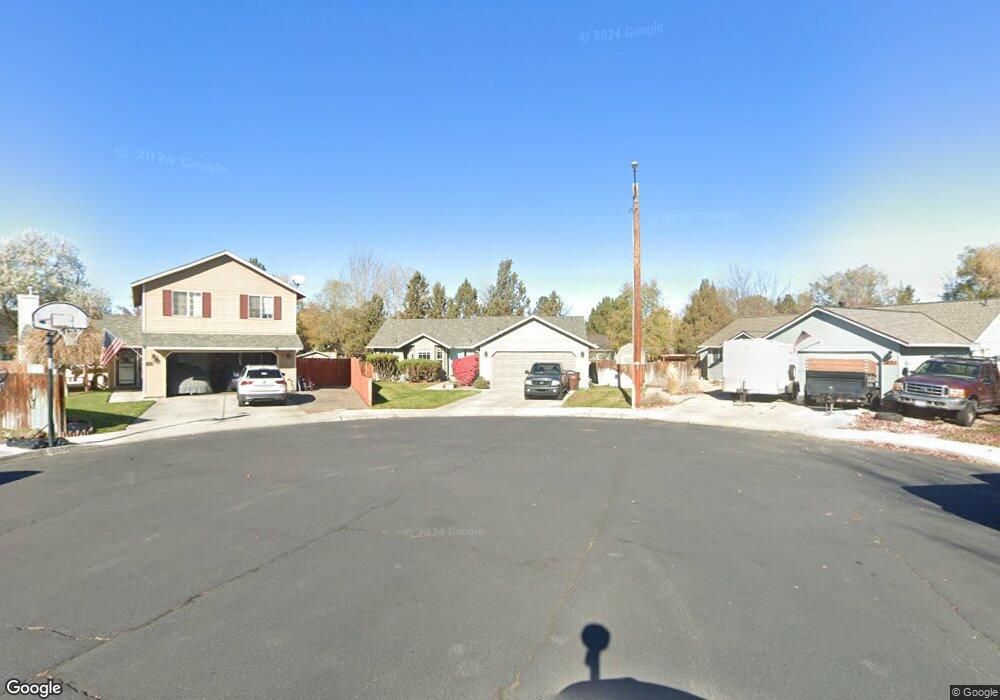 2817 SW 26th Ct, Redmond, OR 97756 - photo 1