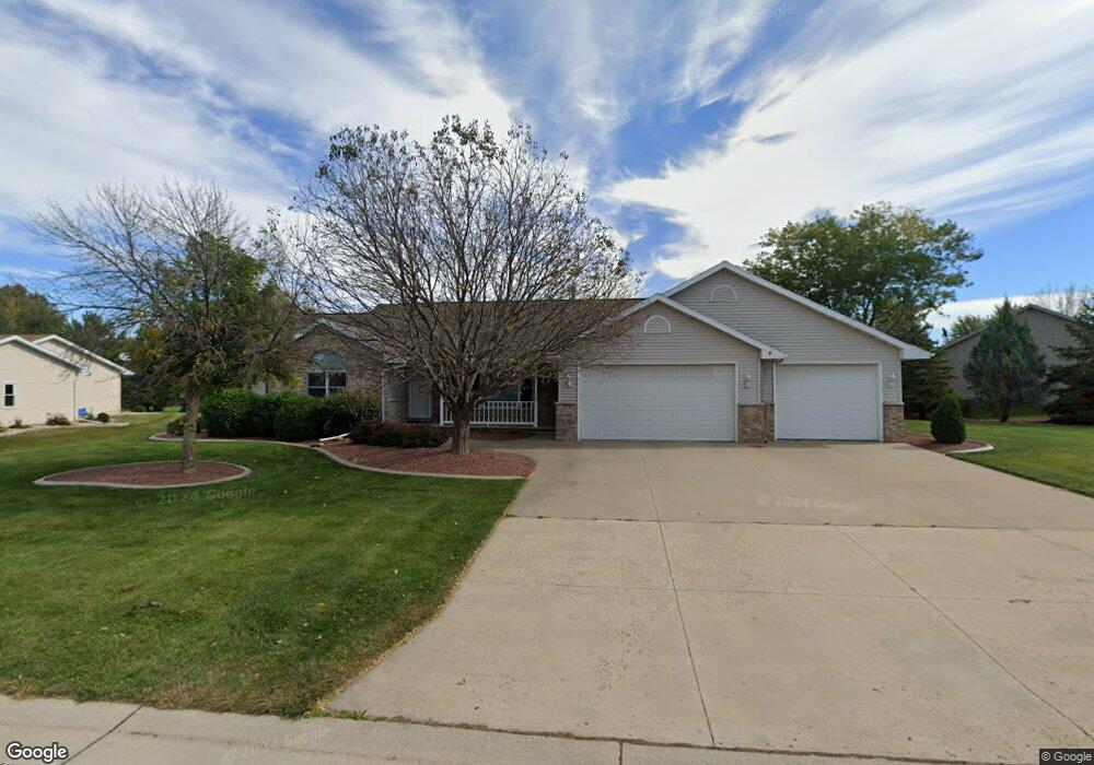 N9536 Chadbury Ln, Appleton, WI 54915 - photo 1