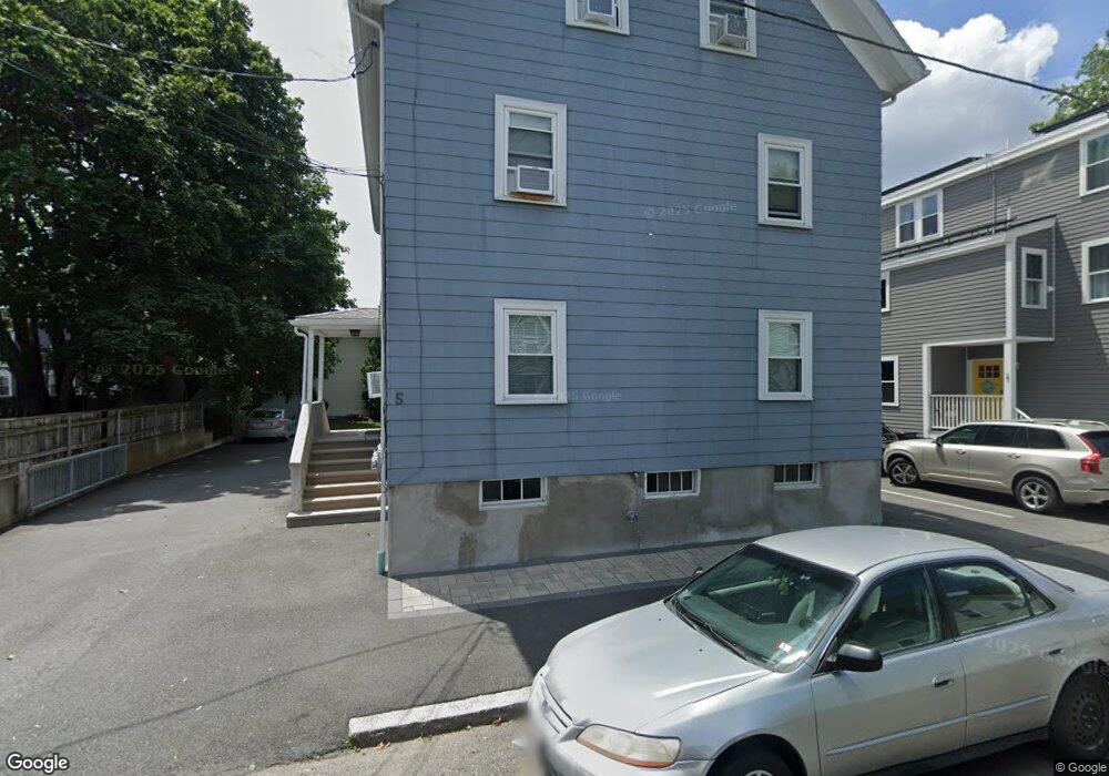 5 Burnside St, Salem, MA 01970 - photo 1