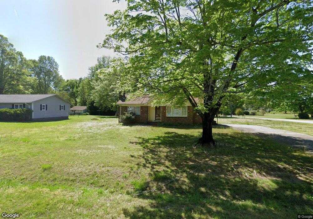 6300 Mountain Laurel Dr, Greensboro, NC 27406 - photo 1