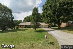 212 Midpines Dr, Winston Salem, NC 27127