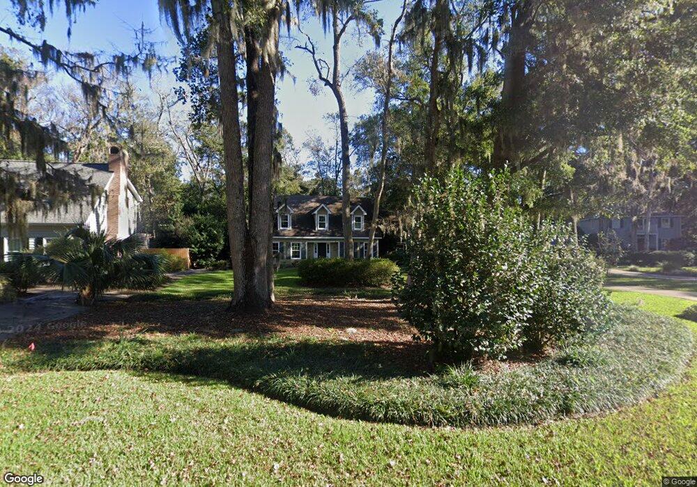 205 Dunbarton Dr, Saint Simons Island, GA 31522 - photo 1