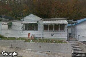 115 Walnut St, Man, WV 25635