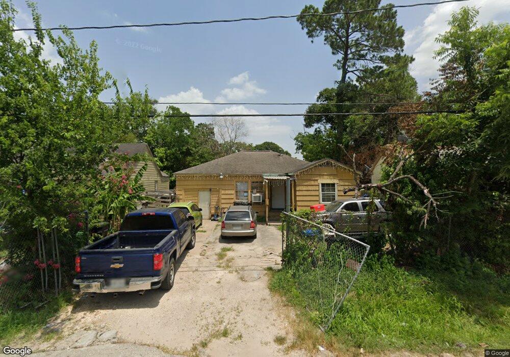 7015 Foster St, Houston, TX 77021 - photo 1