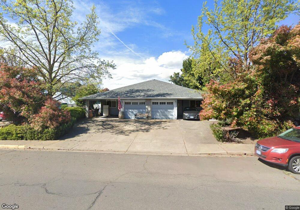 953 Hopkins Rd, Central Point, OR 97502 - photo 1