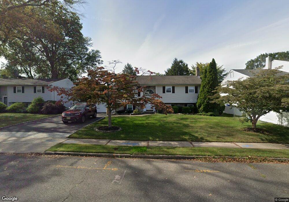 7 Locust Ave, Middlesex, NJ 08846 - photo 1