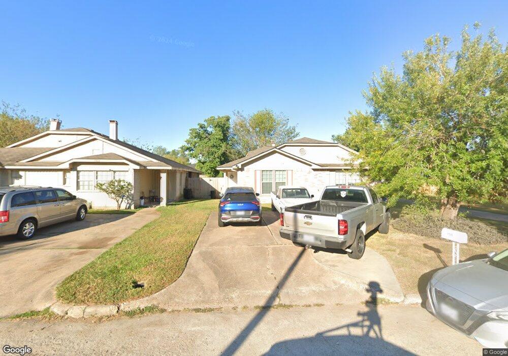 11015 Tridens Ct, Houston, TX 77086 - photo 1