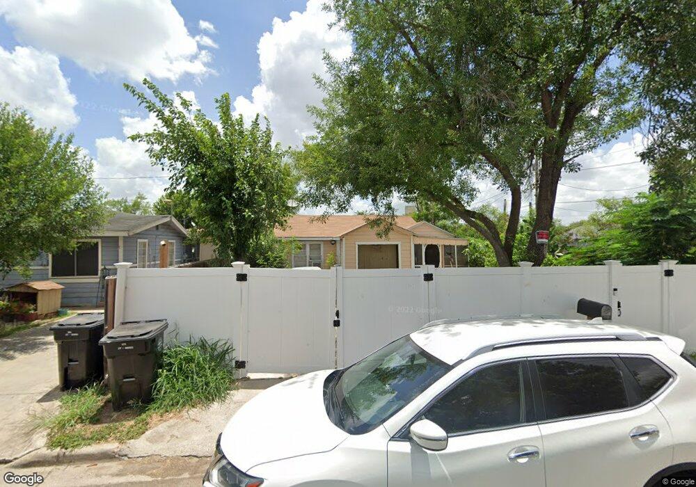 105 N Liberty St, Weslaco, TX 78596 - photo 1