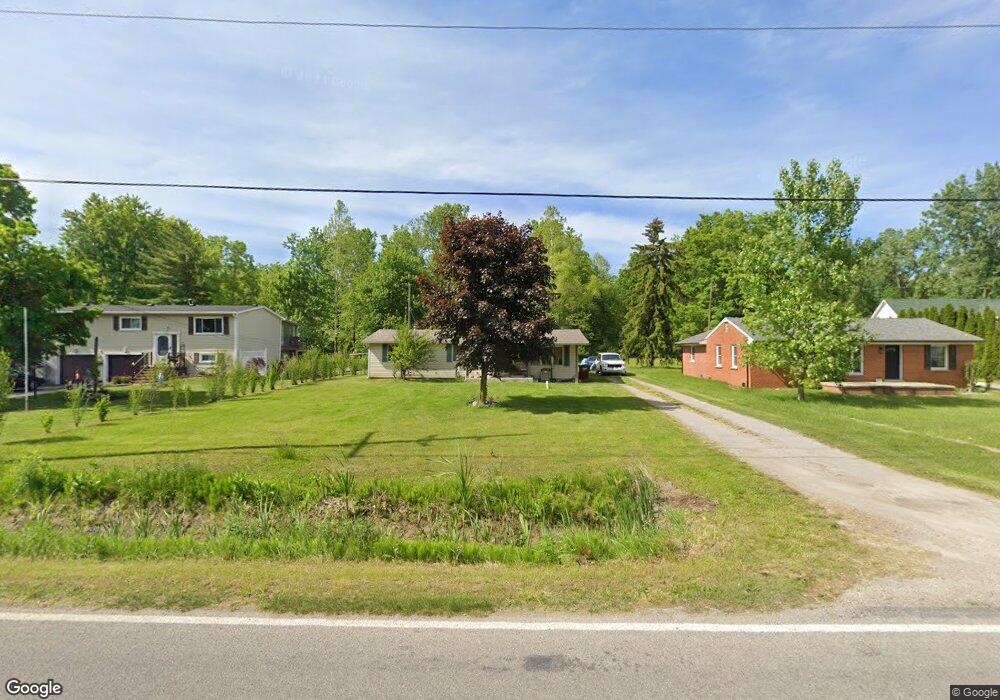 2074 Carleton West Rd, Carleton, MI 48117 - photo 1