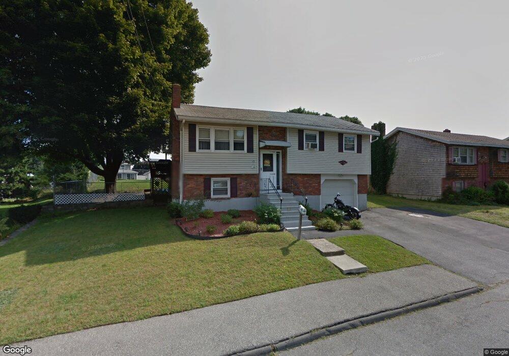 13 Gables Cir, Salem, MA 01970 - photo 1