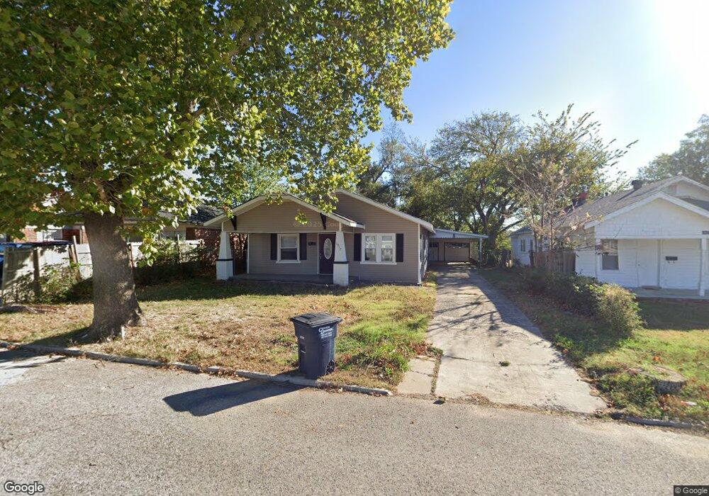 1917 N Market Ave, Shawnee, OK 74804 - photo 1