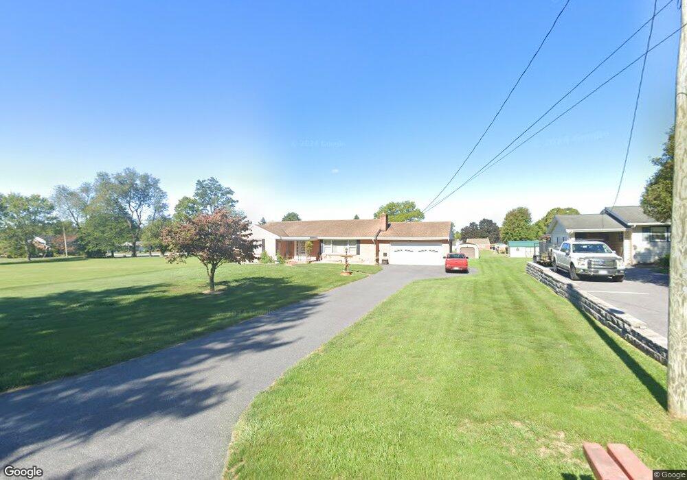 90 Twin Hill Dr, Waynesboro, PA 17268 - photo 1