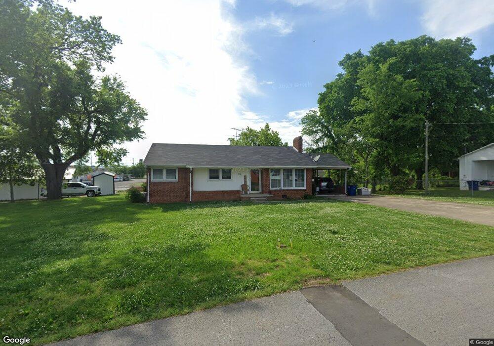 901 Smith St, Shelbyville, TN 37160 - photo 1