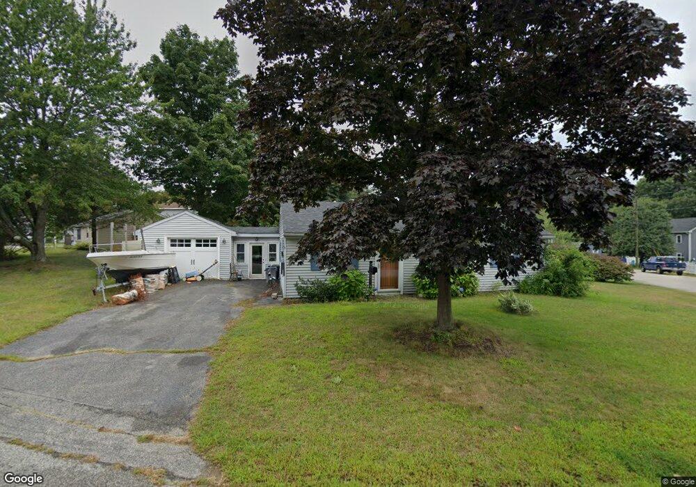 117 Holly Ln, Portsmouth, NH 03801 - photo 1